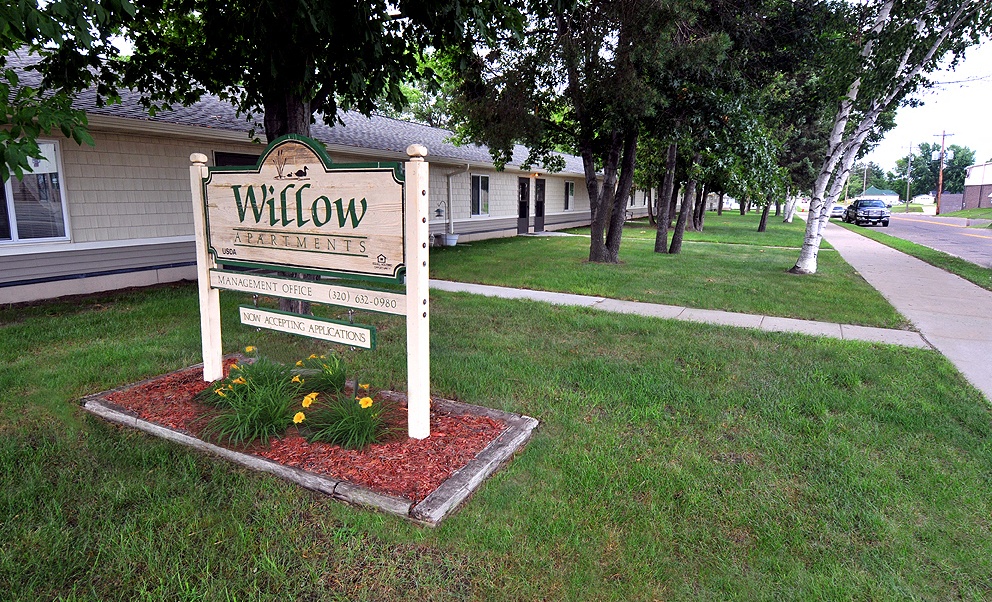 Photos and Video of Willow Apartments in Little Falls, MN